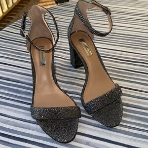 INC International Concepts Silver Memory Foam Kivah2 Block Heel size 8.5 M